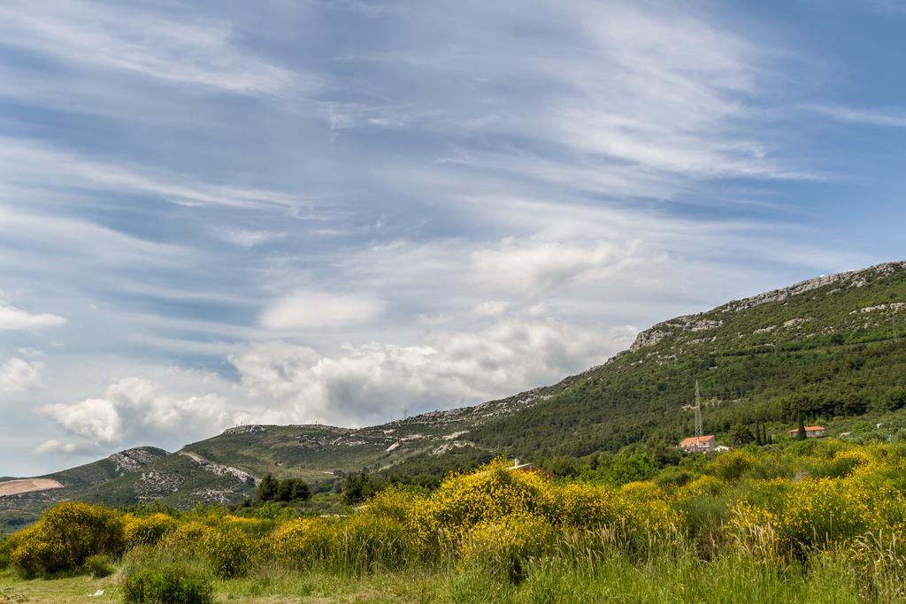 Panorama Holidays Kaštel Stari Buitenkant foto