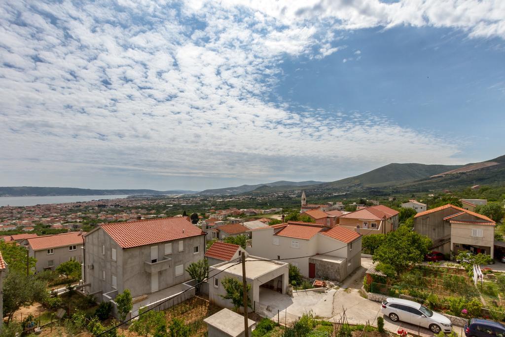 Panorama Holidays Kaštel Stari Buitenkant foto